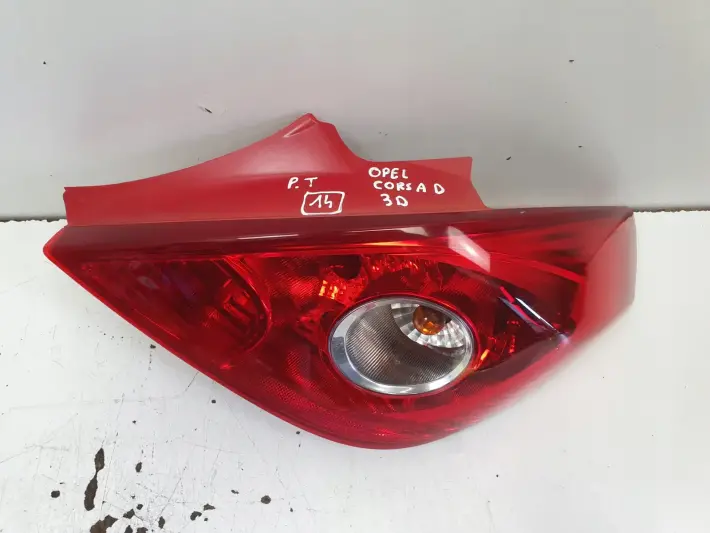 Opel Corsa D 3D 06-14r TYLNA TYLNIA LAMPA PRAWA PRAWY TYŁ 13211841 89038963