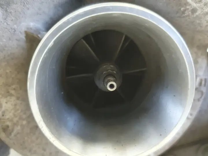 Volvo S80 II V70 III 2.4 D5 TURBOSPRĘŻARKA turbo 31219697
