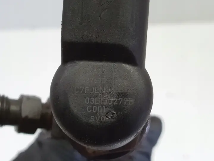 Seat Ibiza IV A3 II 8P 1.6 TDI WTRYSKIWACZ wtrysk 03L130277B