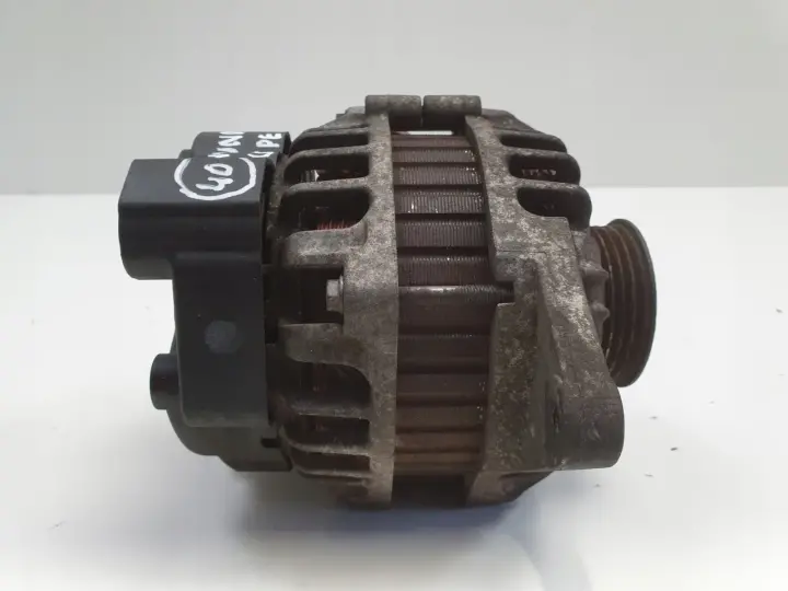 Hyundai Coupe II 2.0 16V ALTERNATOR valeo 2655635 90A
