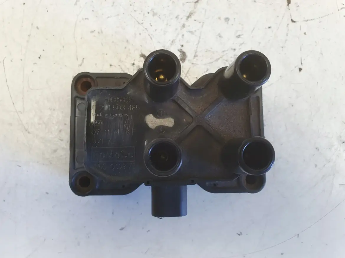 Ford Fiesta MK7 1.4 16V CEWKA ZAPŁONOWA 0221503485