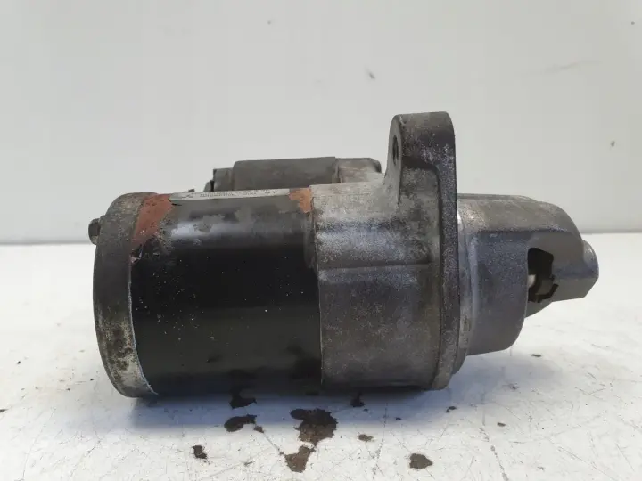 Nissan Pixo 1.0 12V 08-13r ROZRUSZNIK 31100M68K1