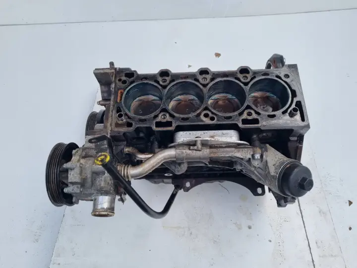 DÓŁ SILNIKA BLOK Opel Vectra C Signum Zafira B Astra III H 1.8 16V Z18XER