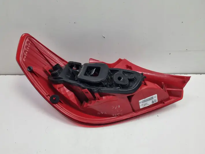 OPEL CORSA D 3D HTB 06-14r TYLNIA TYLNA LAMPA PRAWA prawy tył 13211841