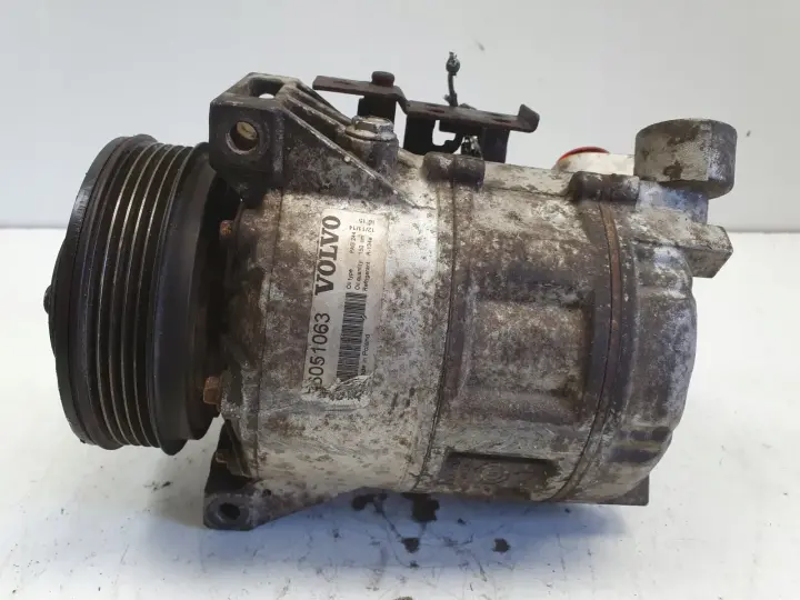 Volvo V70 III 2.4 D5 SPRĘŻARKA KLIMATYZACJI pompa 36051063