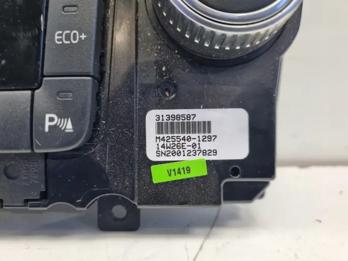 Volvo S60 II V60 I XC60 I PANEL KLIMATYZACJI Nawiewu radia 31398587