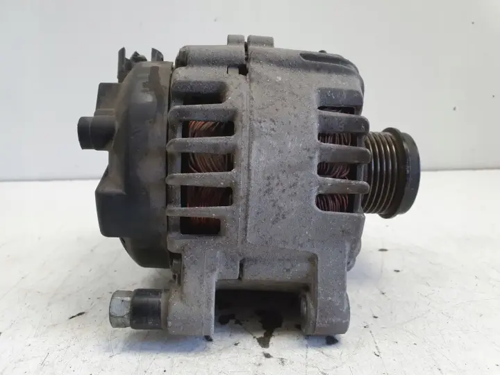 Volvo V60 S60 II 1.6 D2 ALTERNATOR valeo 30659390 150A