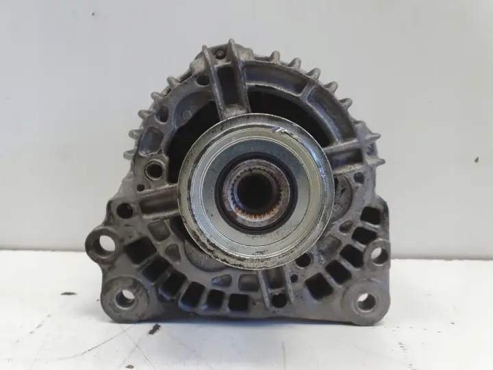 VW Polo IV 1.9 TDI ALTERNATOR 0124325001