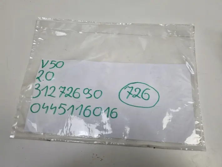 Volvo C30 V50 S40 II 2.0 D3 D4 WTRYSKIWACZ wtrysk 31272690 0445116016