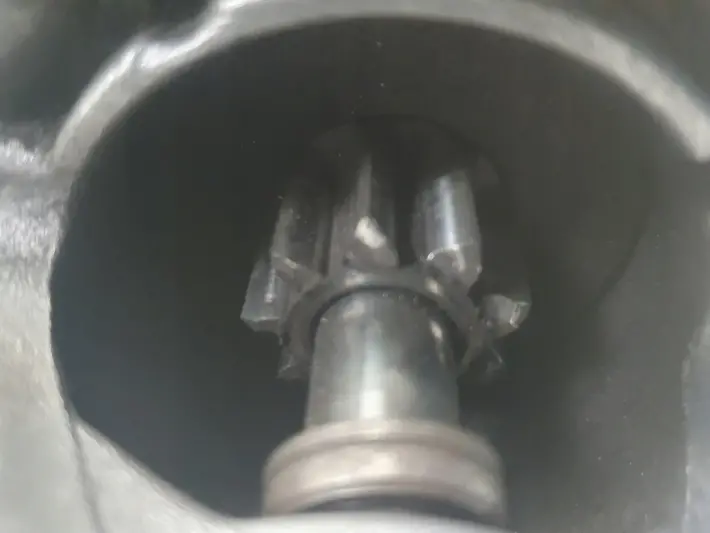 Volvo S80 II V70 III 2.4 D5 ROZRUSZNIK bosch 0001109264