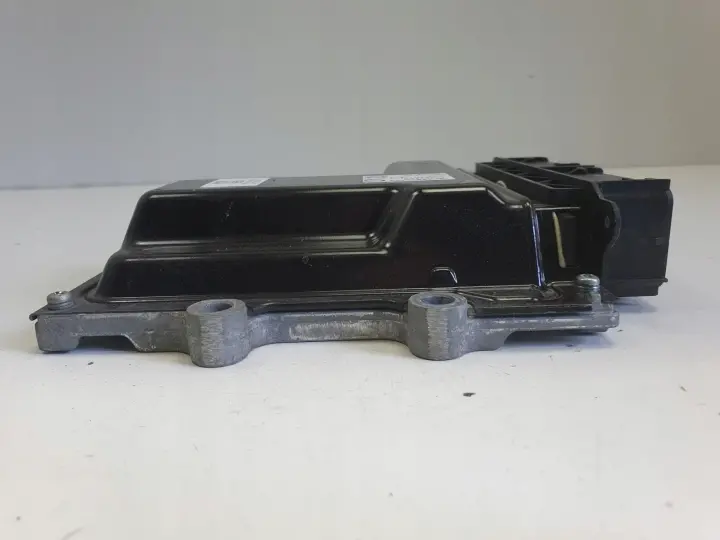 Volvo V40 II 2.0 D STEROWNIK SILNIKA komputer 31312486