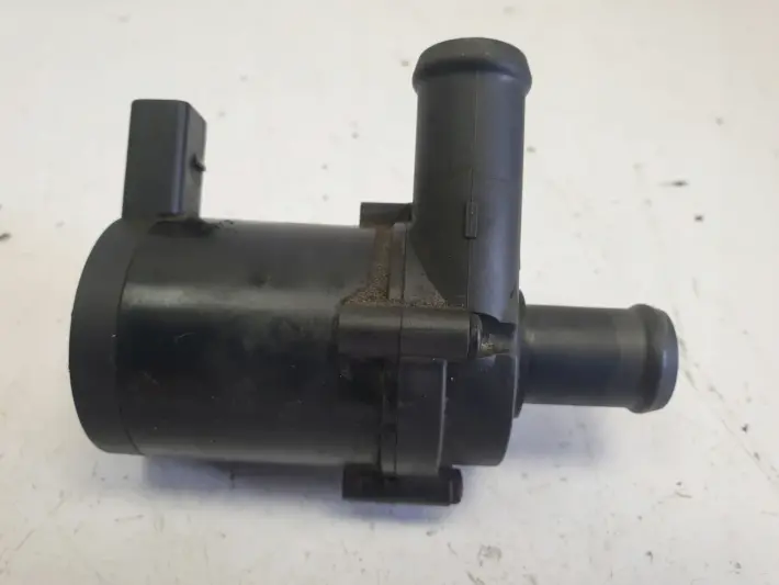VW Golf 2.0 TFSI DODATKOWA POMPKA WODY 1K0965561D