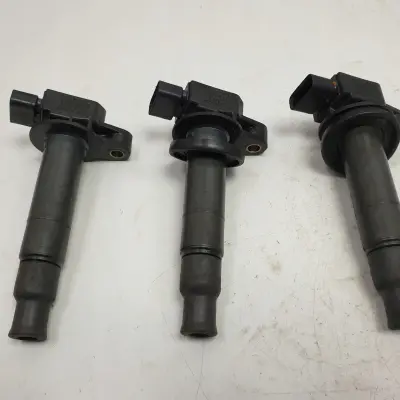 Toyota Yaris I 1.0 VVTI CEWKA ZAPŁONOWA oryginał