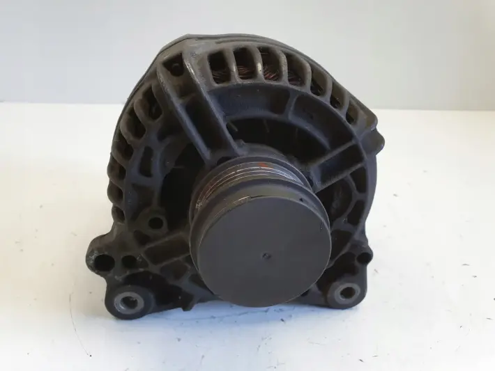 Skoda Superb I 1.9 TDI ALTERNATOR Bosch 028903029B 120A 0124515026