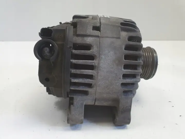 Citroen C5 I 2.0 HDI ALTERNATOR 9646321780 valeo