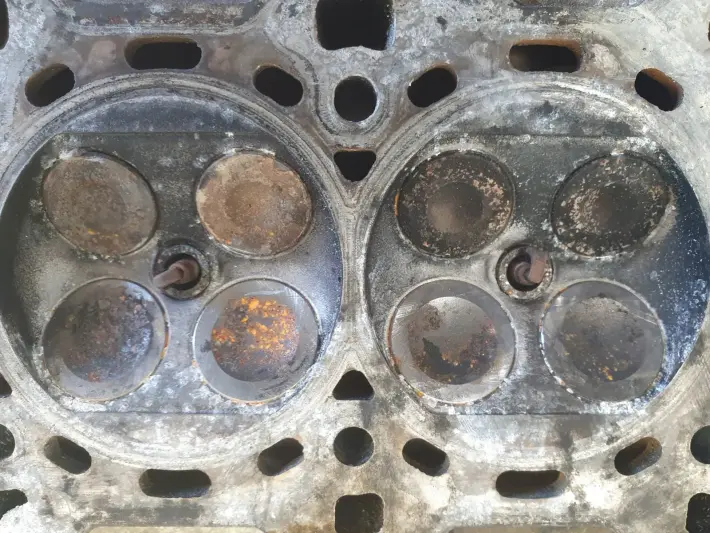 Opel Corsa D 1.2 16V GŁOWICA CYLINDRÓW 55355430