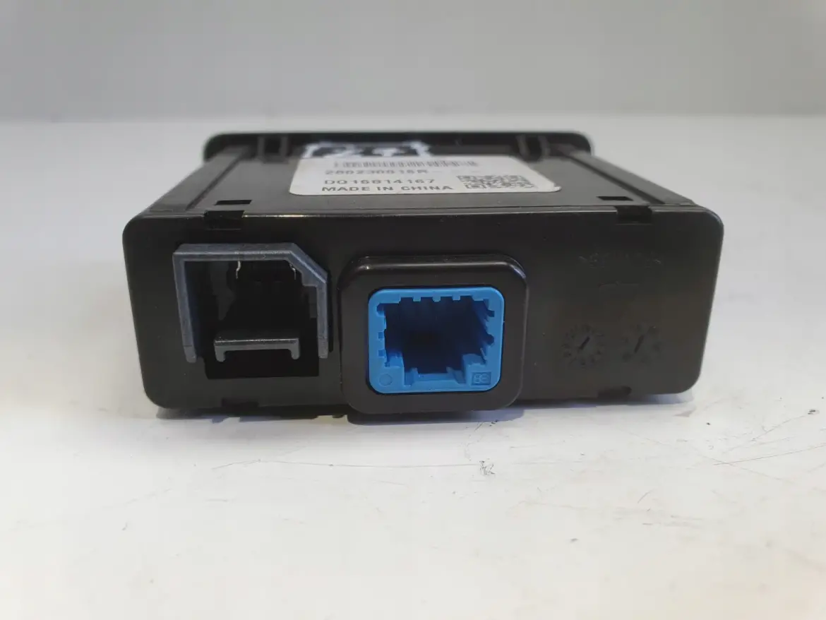 Renault Megane IV GNIAZDA AUX USB Moduł 280230016R