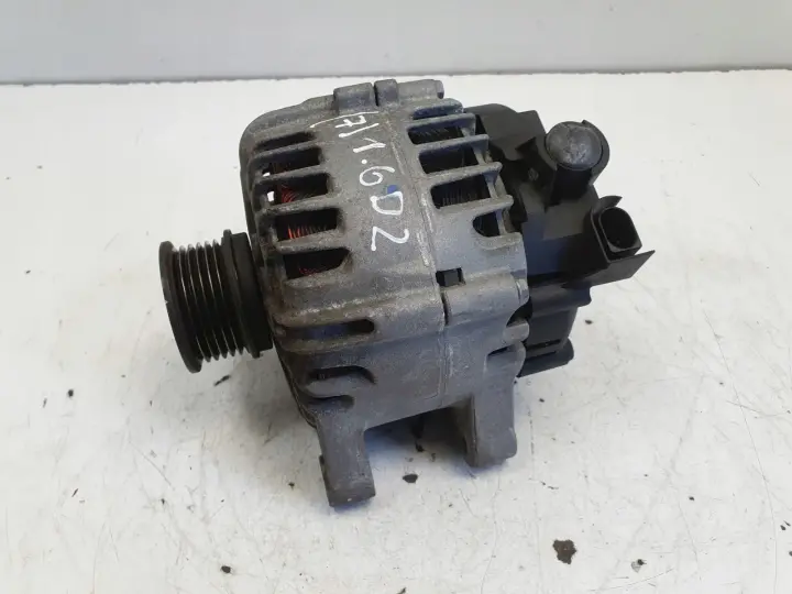 Volvo C30 D2 1.6 D ALTERNATOR 30659389 oryginał