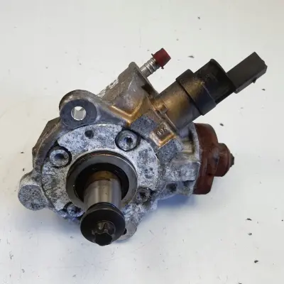 BMW E87 E90 E91 2.0 D N47 POMPA WTRYSKOWA paliwa 0445010506