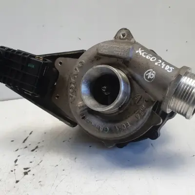 Volvo XC90 2.4 D5 TURBOSPRĘŻARKA turbo 30757080