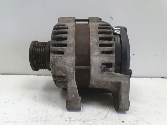 Opel Insignia 1.8 16V ALTERNATOR 13579666 100A