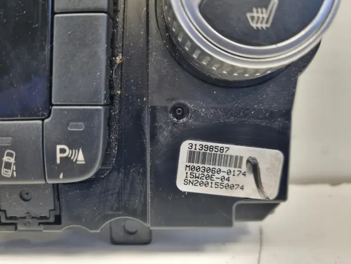 Volvo S60 II V60 I XC60 I PANEL KLIMATYZACJI Nawiewu radia 31398587