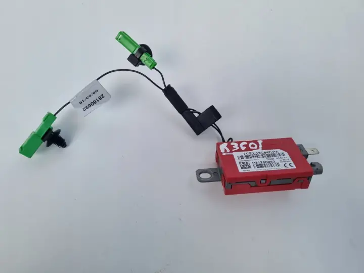 Volvo V60 WZMACNIACZ ANTENY 7CP1-18C847-PA P31260852
