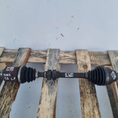 Nissan Juke 1.6 T turbo LEWA PRZEDNIA PÓŁOŚ półośka lewy przód Automat