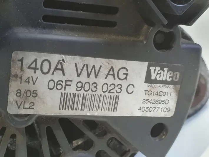 VW Golf V 2.0 SDI ALTERNATOR 06F903023C valeo 140A