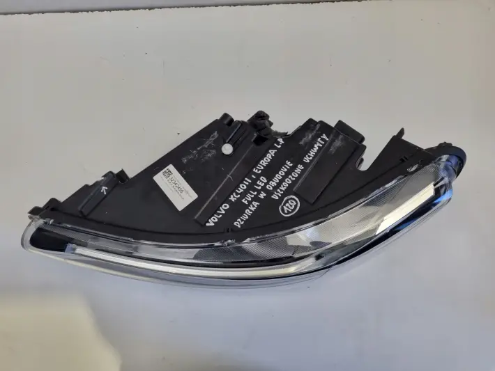 Volvo XC40 II PRZEDNIA LAMPA LEWA lewy przód FULL LED EUROPA 32342456