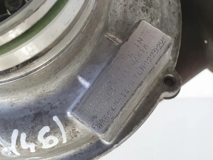 Volvo V40 II 2.0 D3 TURBOSPRĘŻARKA turbo 31380131
