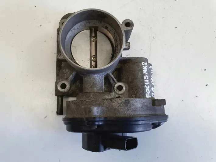 Ford Focus MK2 2.0 16V PRZEPUSTNICA VP4M5U-9E927-A