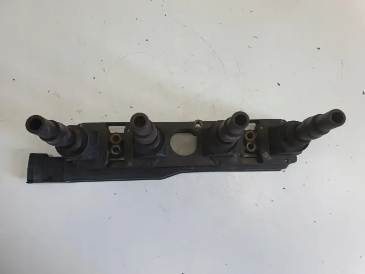 Opel Astra II G Zafira A 1.8 16V CEWKA ZAPŁONOWA 2526116A