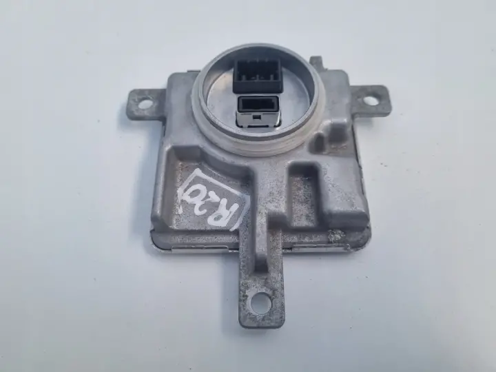 Volvo V40 II PRZETWORNICA XENON 7226115099