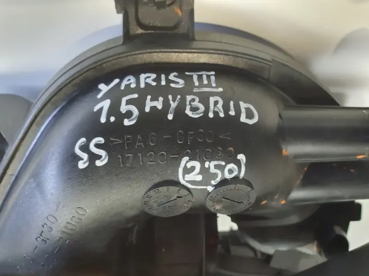 Toyota Yaris III 1.5 VVTi KOLEKTOR SSĄCY 2NR 17120-21060
