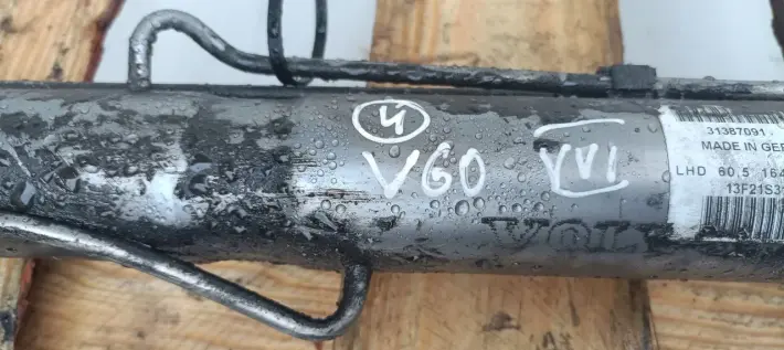 Volvo V60 S60 II MAGLOWNICA przekładnia kierownicza EUROPA 31387091