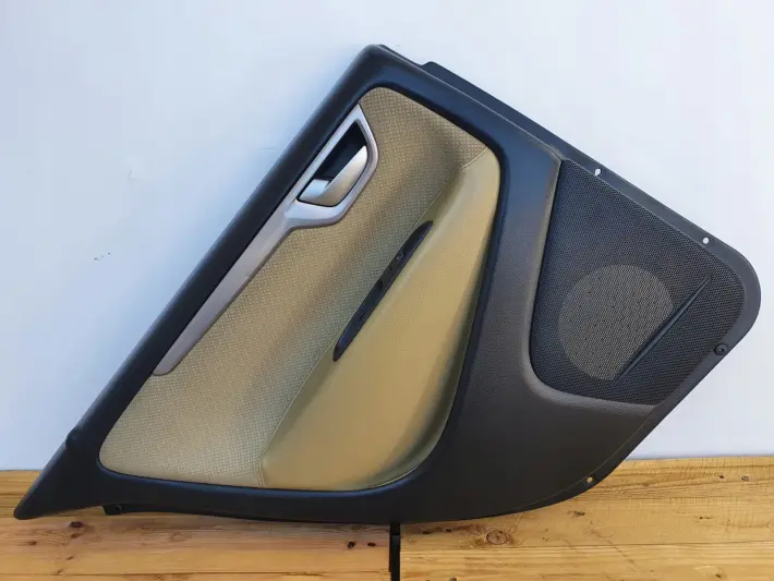 Volvo S60 TYLNY TYLNI BOCZEK DRZWI LEWY TYŁ europa