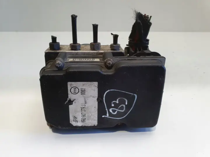 Skoda Fabia II 1.2 6V POMPA ABS hamulcowa 6R0907379J 0265232276
