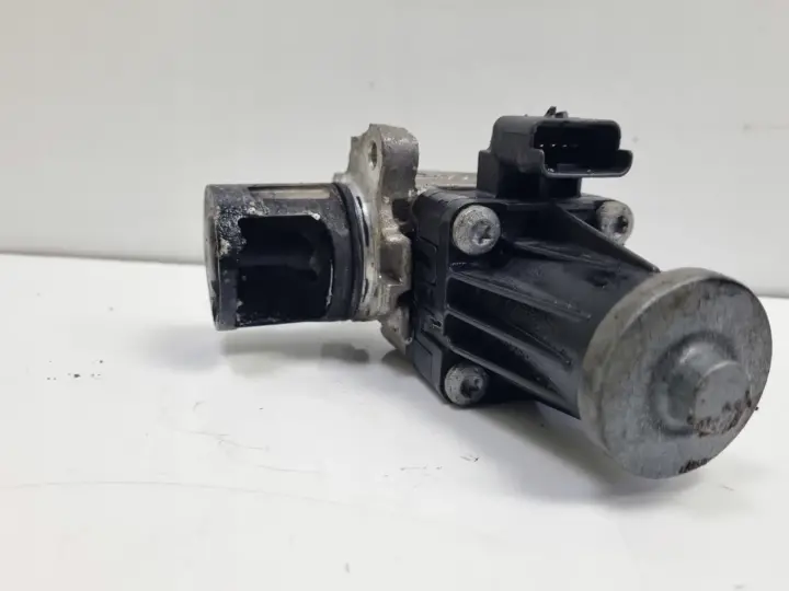 Volvo C30 1.6 D2 ZAWÓR EGR chłodniczka spalin 702209040