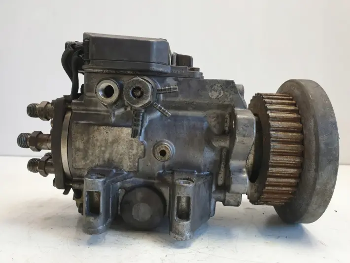 Audi A6 C5 2.5 TDI V6 POMPA WTRYSKOWA 0470506002