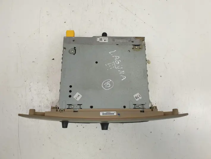 Renault Laguna III RADIO CD Panel Radia