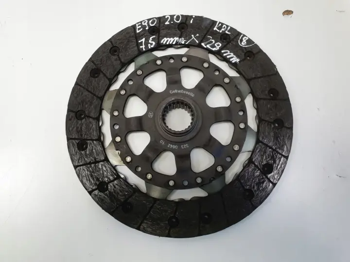 BMW E87 E90 2.0 i N43 KOŁO DWUMASOWE SPRZĘGŁO Tarcza docisk 323064210