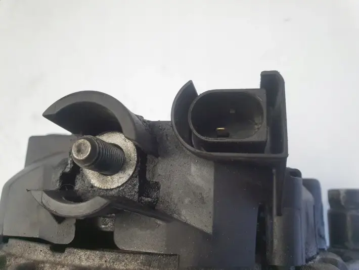 Ford Fiesta VII MK7 1.6 TDCI ALTERNATOR AV6N-10300-GB