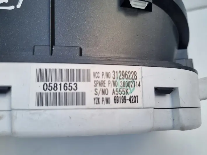 Volvo V50 S40 II 1.6 D LICZNIK ZEGARY Europa 31296228 36002714