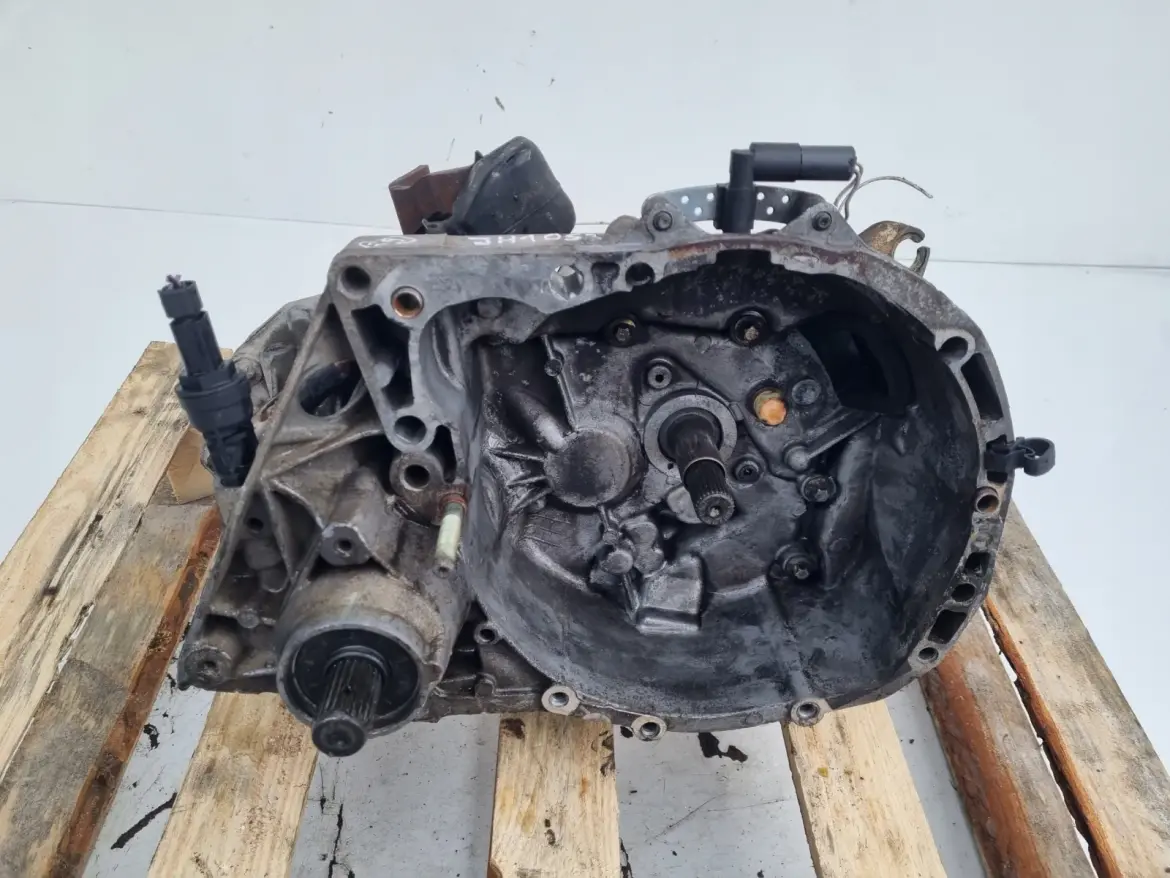 Dacia Sandero I 1.4 8V SKRZYNIA BIEGÓW JH1053 manualna MANUAL