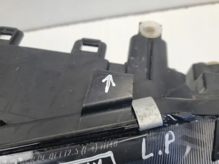 Audi A3 LIFT 00-03r PRZEDNIA LAMPA LEWA lewy przód anglik DEPO