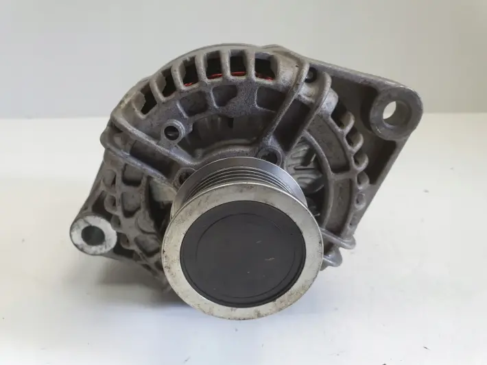 Opel Vectra C 1.9 CDTI ALTERNATOR bosch