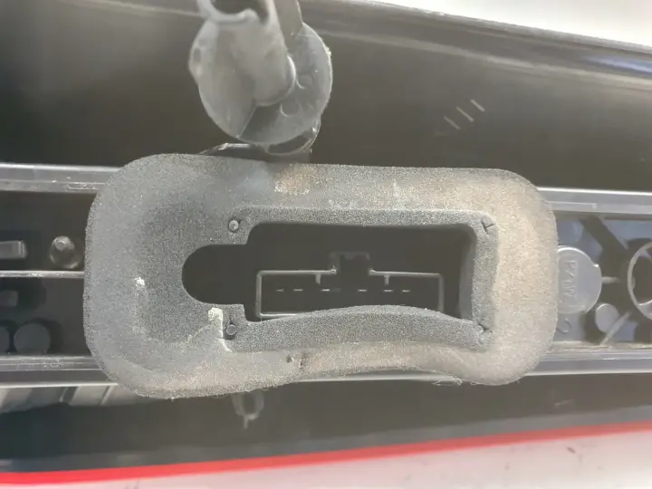 Ford C-max I 03-06r TYLNA LAMPA LEWA lewy tył kierowcy