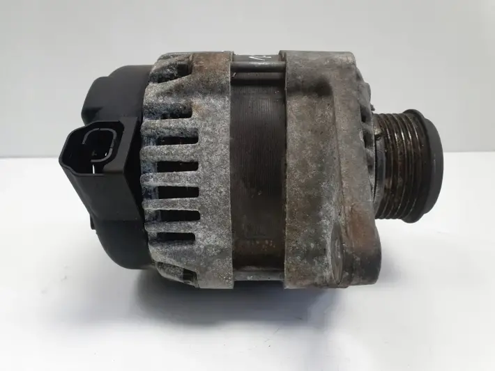 Opel Astra IV J 1.7 CDTI ALTERNATOR 100A 13500186