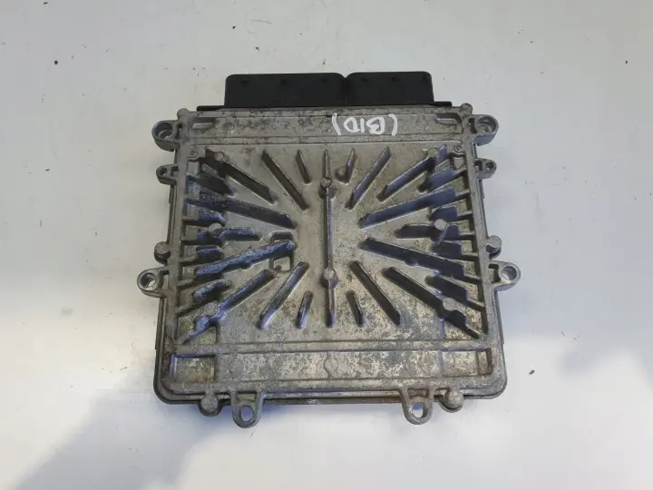 Volvo V60 1.6 D STEROWNIK SILNIKA komputer 31303095 31303095AC 0281016616